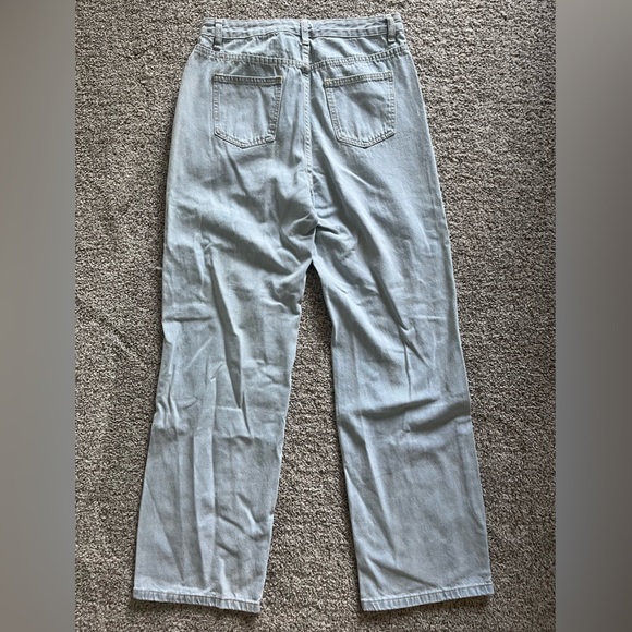 Shein Light Wash Ripped Jeans - Picture 2 of 3